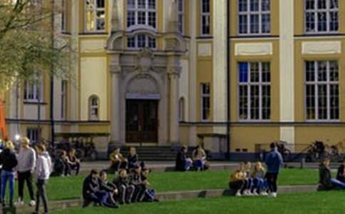 大学生实习证明【热】
