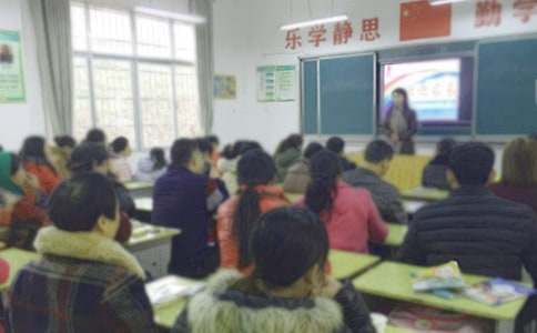 小学毕业班家长会发言稿