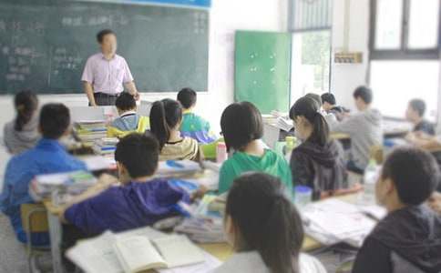 《乘法分配律》教学随笔