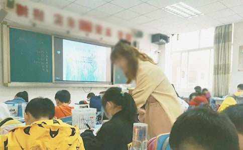《争论的故事》教学反思