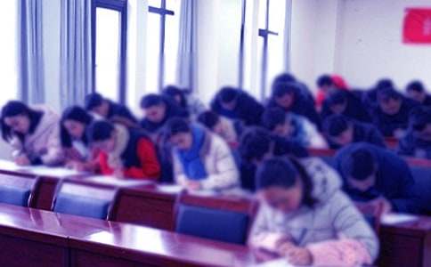 梦见考试全都抄别人的是什么意思
