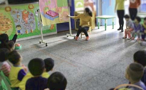 怎样让宝宝开心的上幼儿园