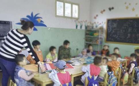 别着急把宝宝送到幼儿园
