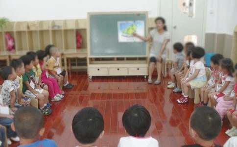 幼儿园中班评语15篇